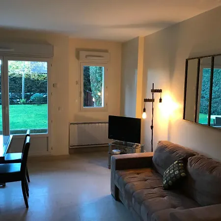 Appartement Cosy, Tout Confort, A Deux Pas De La Mer Deauville Exterior photo