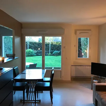 Appartement Cosy, Tout Confort, A Deux Pas De La Mer Deauville Exterior photo