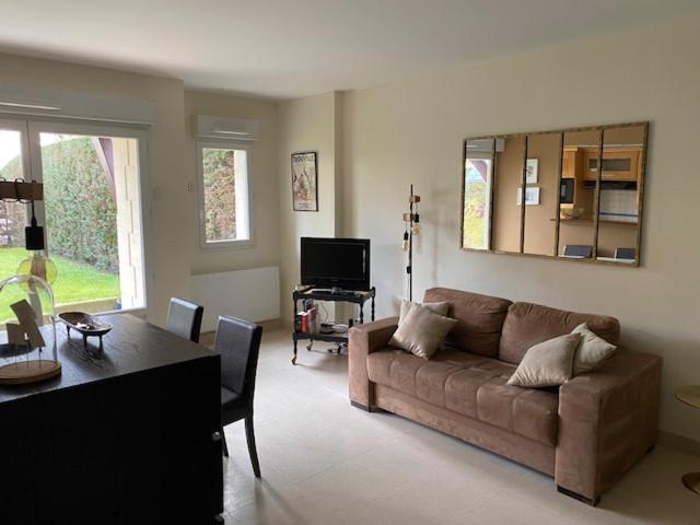 Cosy, Confort, A Deux Pas De La Apartment Deauville